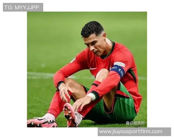 C罗分享葡萄牙队训练瞬间全力备战世预赛坚定信念不负使命